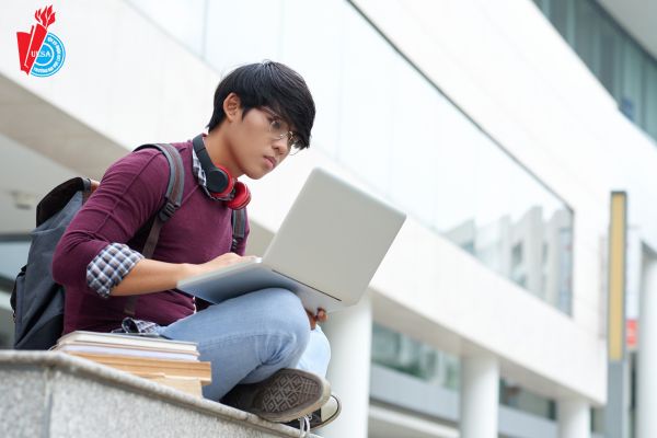 hoc online turong nao tot- voi 3 tieu chi