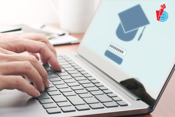 Những lợi thế của chương trình Đại học Online ngành Ngôn ngữ Anh tại ULSA