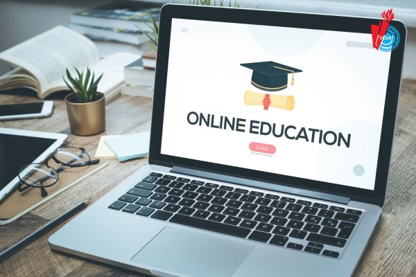 Khái niệm Đại học từ xa là gì?