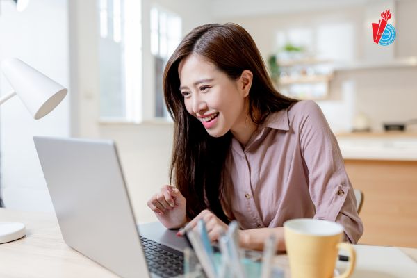 Đại học Online - Xu hướng mạnh mẽ trong thời đại mới
