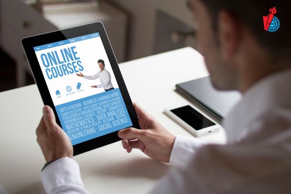 Học đại học online Luật Kinh tế ở đâu?