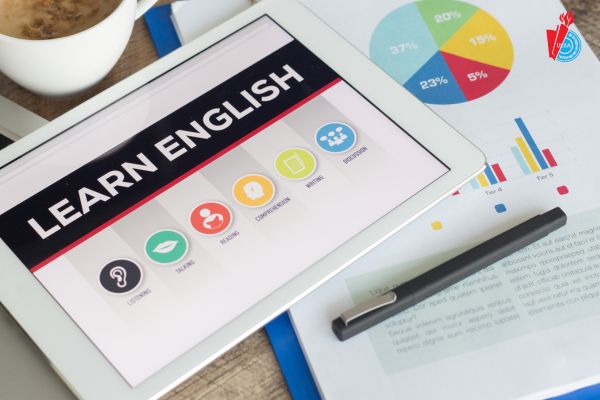 Lợi thế của học đại học online ngôn ngữ Anh trên thị trường lao động