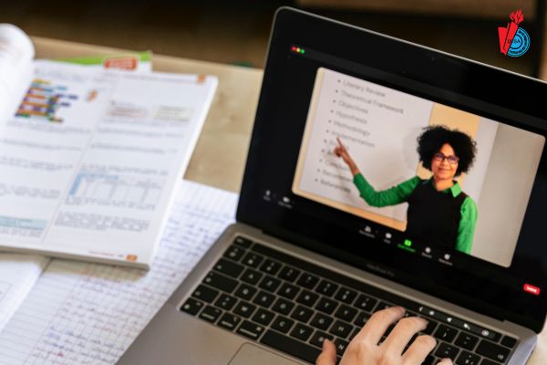 Lựa chọn theo học ngành Ngôn ngữ Anh có phải học giỏi tiếng Anh từ trước?