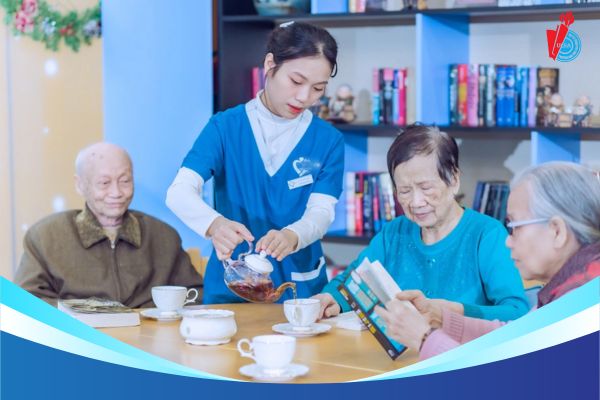 “Mô hình dưỡng lão bán trú đang là xu hướng’’ – Cơ hội nào dành cho sinh viên ngành Công tác xã hội