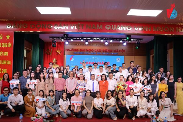 cac truong dao tao ngan cong tac xa hoi