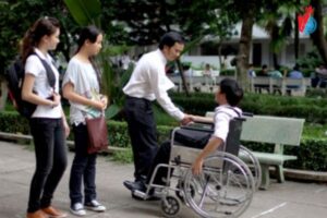 cong tac xa hoi voi nguoi khuyet tat