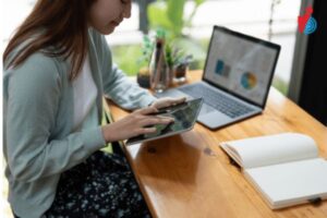 nen hoc dai hoc tu xa truong nao