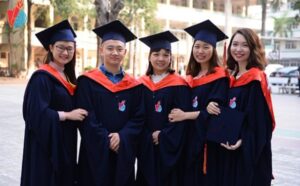 dai-hoc-lao-dong-xa-hoi-he-tu-xa