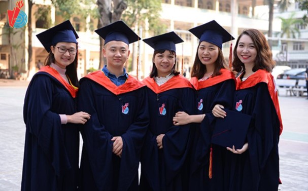 dai-hoc-lao-dong-xa-hoi-he-tu-xa