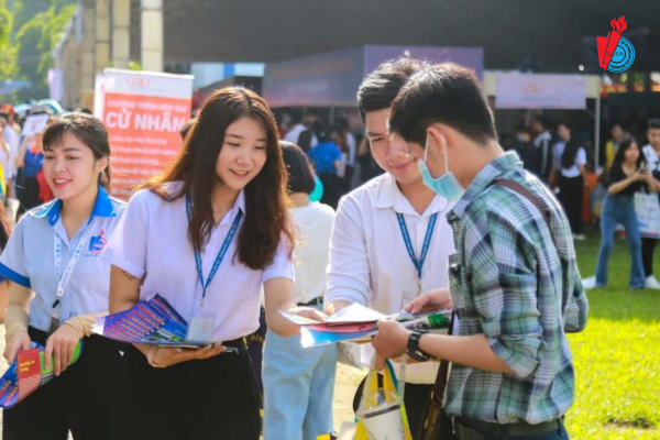 xet-tuyen-dai-hoc-lao-dong-xa-hoi